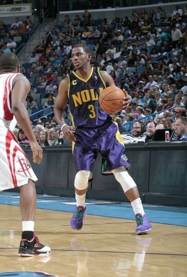 国足应调整 国足应调整