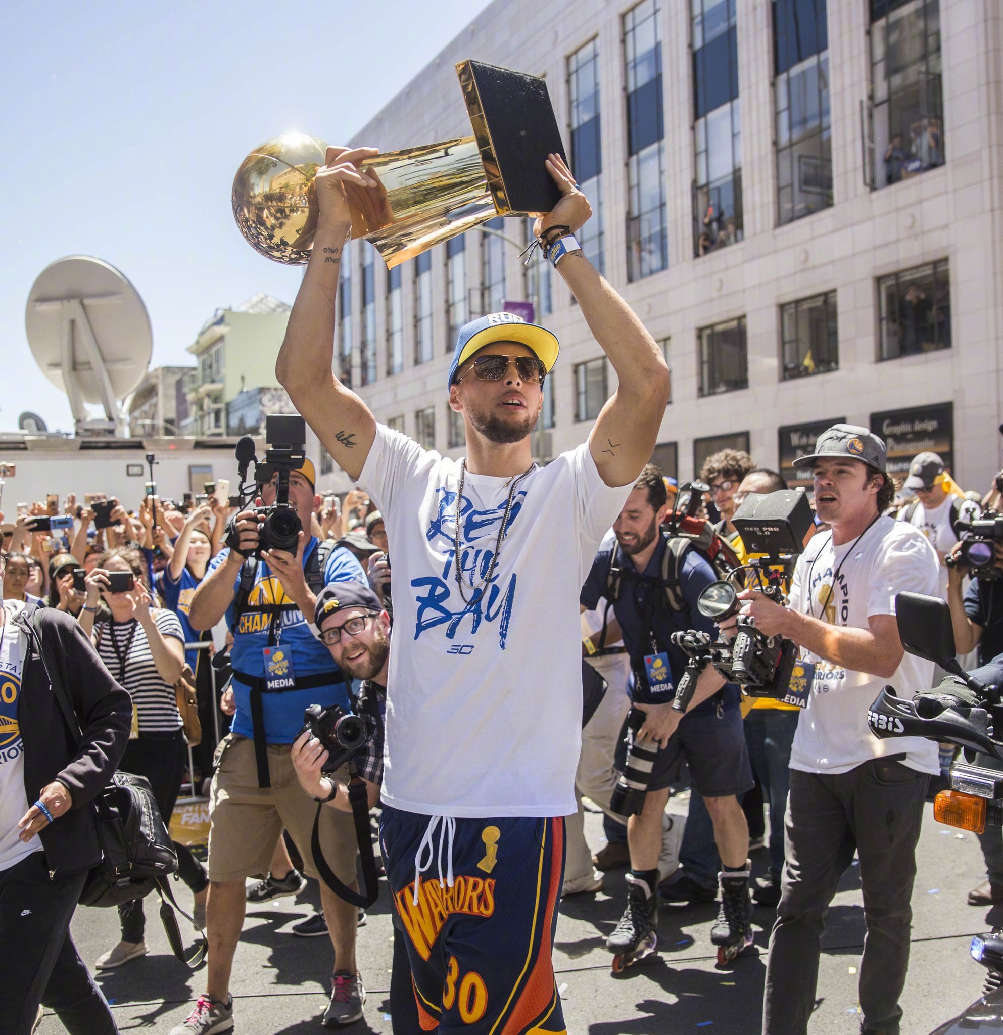 带来了新的 带来了新的